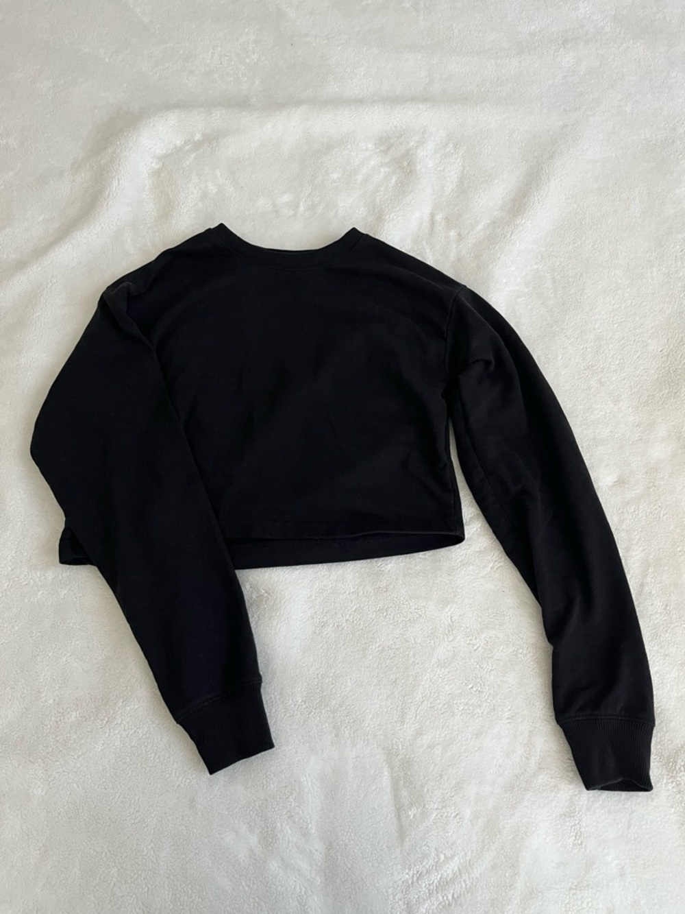 Black Cropped Sweatshirt